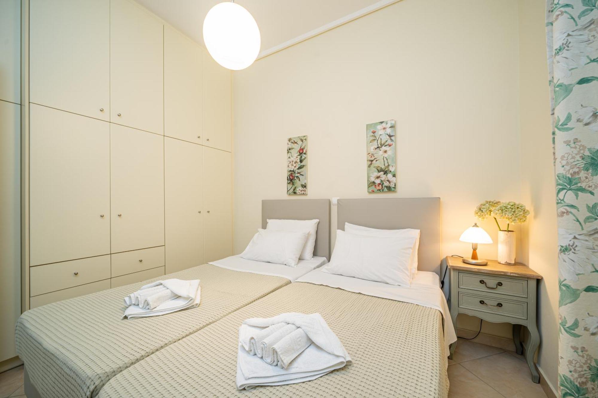 Rania Apartments Helmata Exteriör bild